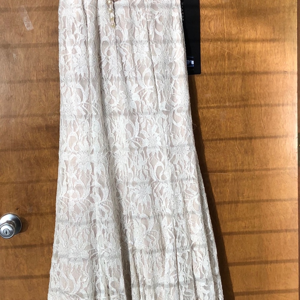 Prom Dress - Picture 3 of 5